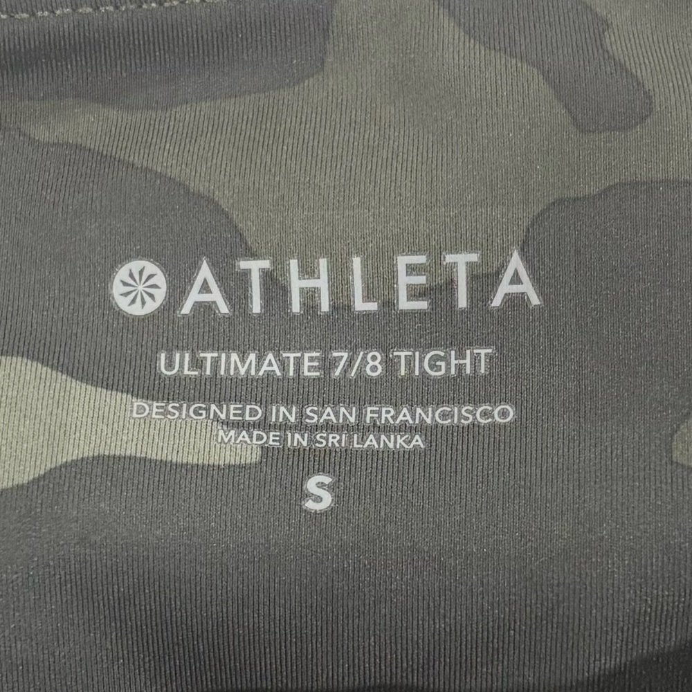 Athleta Ultimate Camo 7/8 Tight Leggings 23" Size Small EUC - Picture 4 of 7